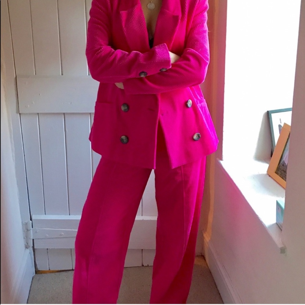 Zara L Fuchsia Corduroy High Rise Pant NWT - Picture 1 of 15